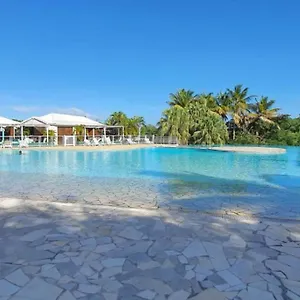 Grand Idéalement Situé, Jardin Et Piscine Saint-Francois (Grande-Terre)